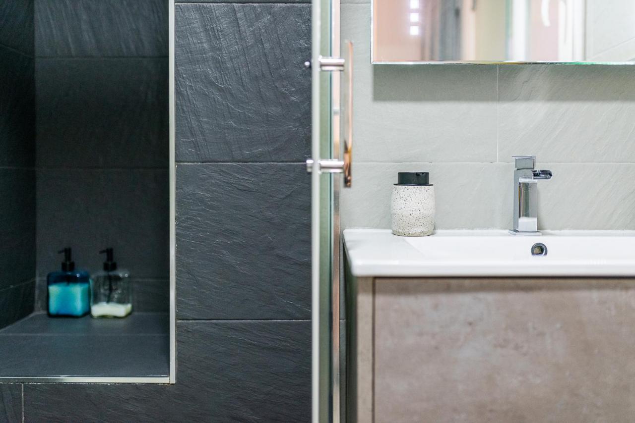 Moderno Apartamento Centro Гранада Екстериор снимка