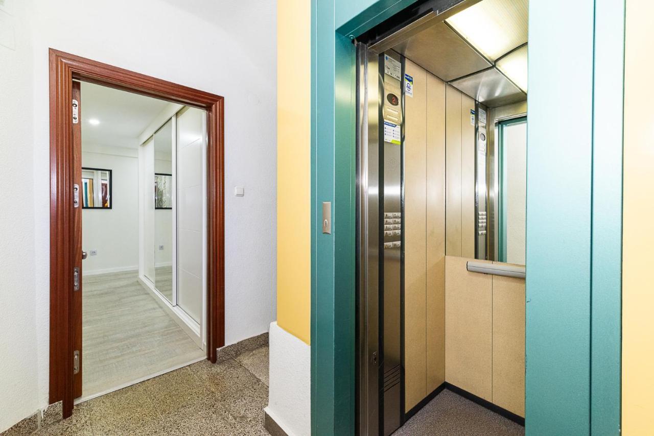 Moderno Apartamento Centro Гранада Екстериор снимка